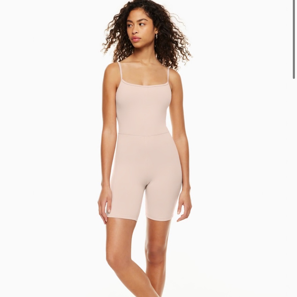ARITZIA DIVINITY 7" ROMPER